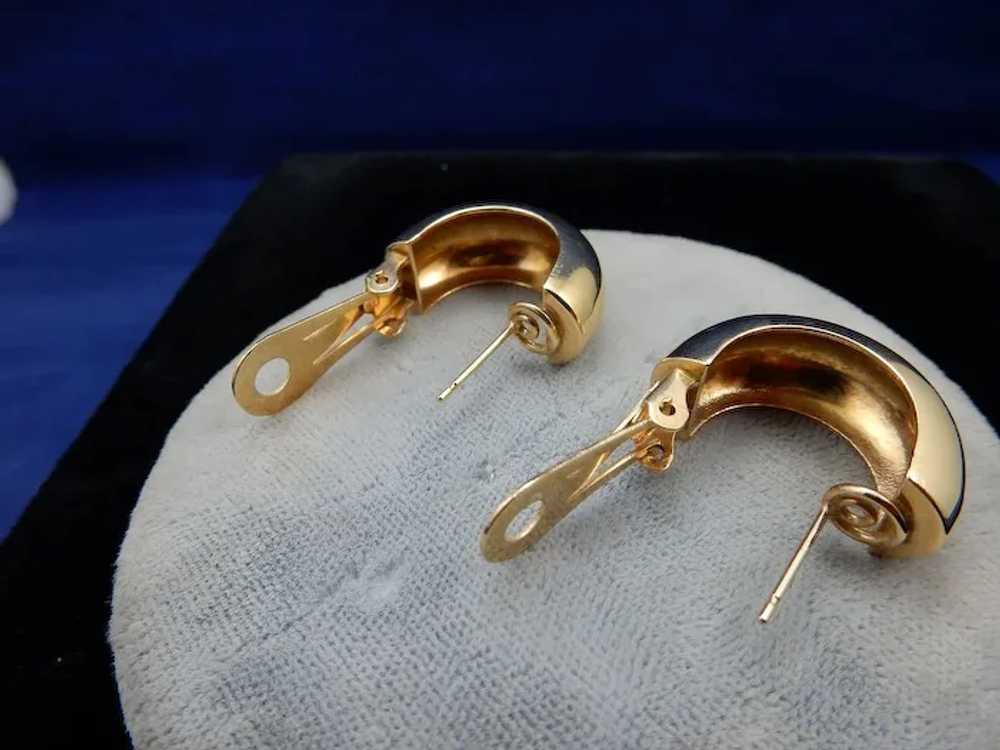 Estate 14 Karat Half Circle Hoop Earrings - image 5