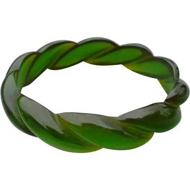 Translucent Green Rope Bakelite Bracelet