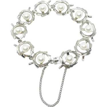 Leafy Link Japanese Saltwater Akoya Cultured Pearl