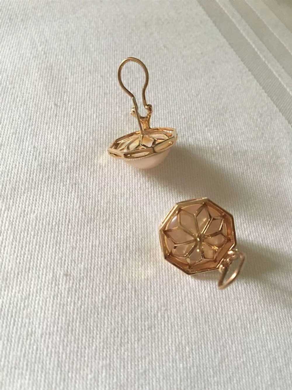 14K Gold Octagonal Mabé Cultured Pearl Earrings - image 6