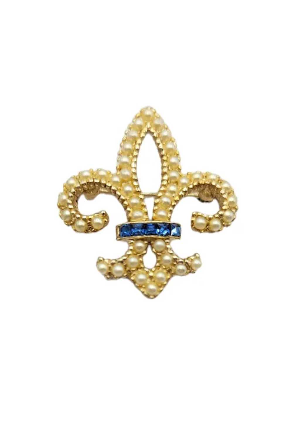 Ciner Goldtone Faux Pearl Fleur De Lis Pin Brooch… - image 9