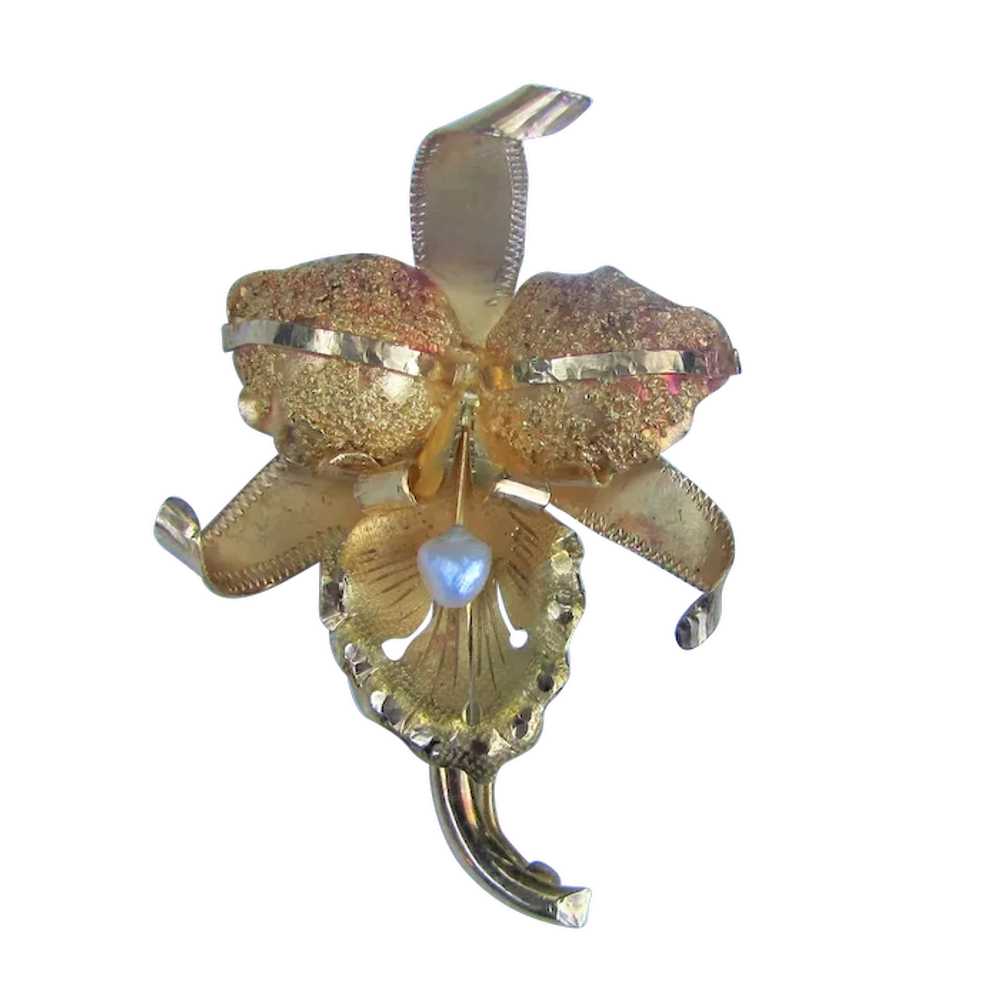 Vintage 18K Pearl Orchid Brooch Mid 20th Century - image 1