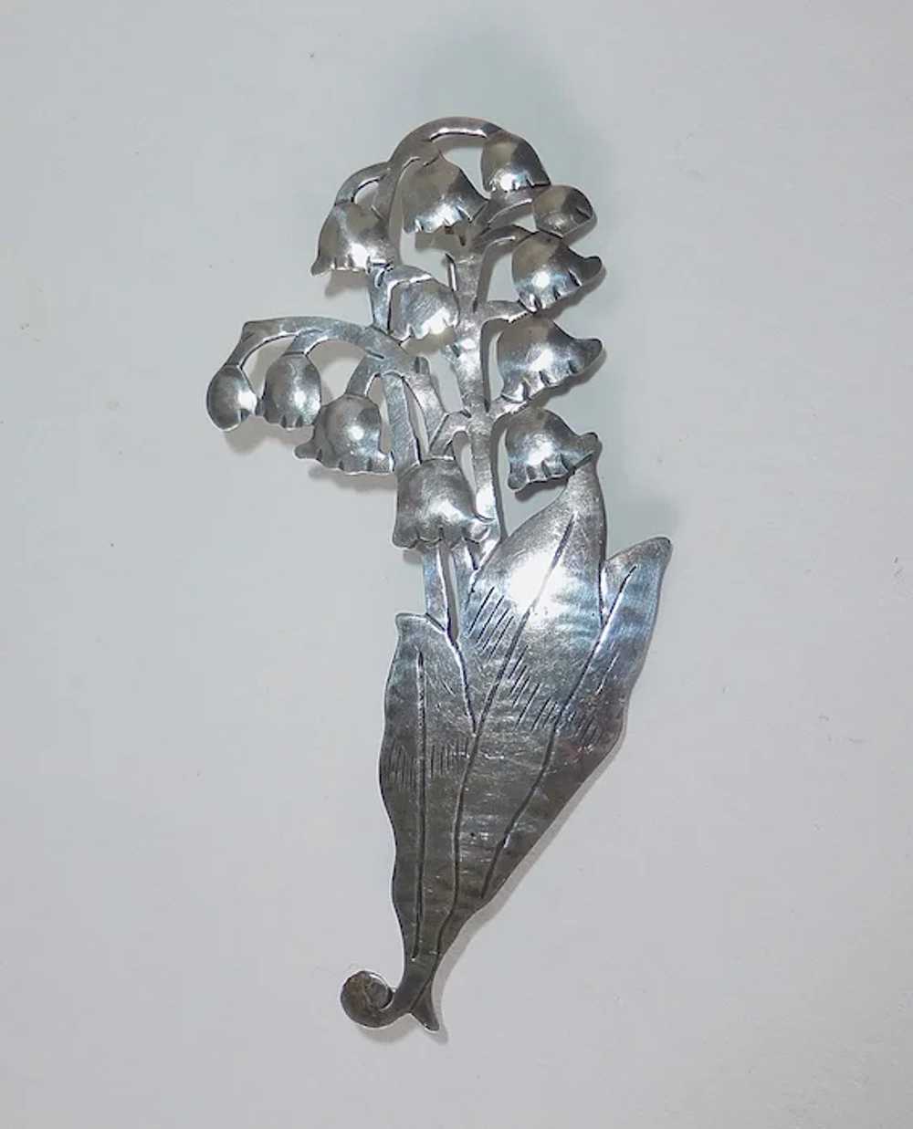 Arts & Crafts Sterling Lily of the Valley Brooch - image 2