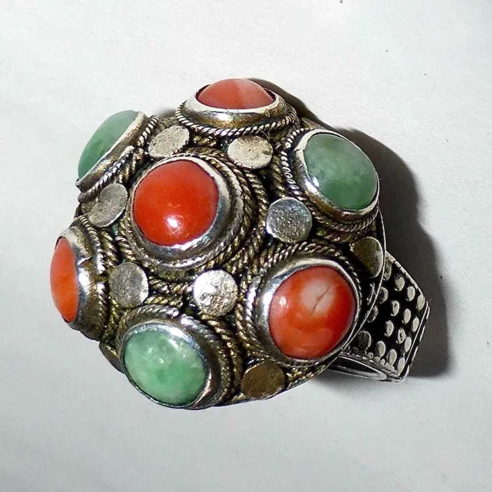 Antique Chinese Sterling Jade & Coral Ring - image 3
