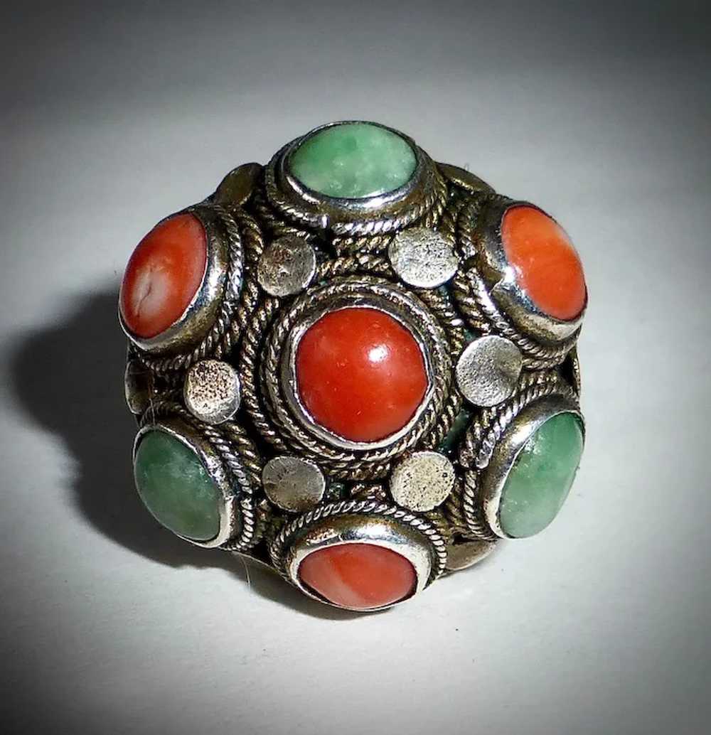 Antique Chinese Sterling Jade & Coral Ring - image 9