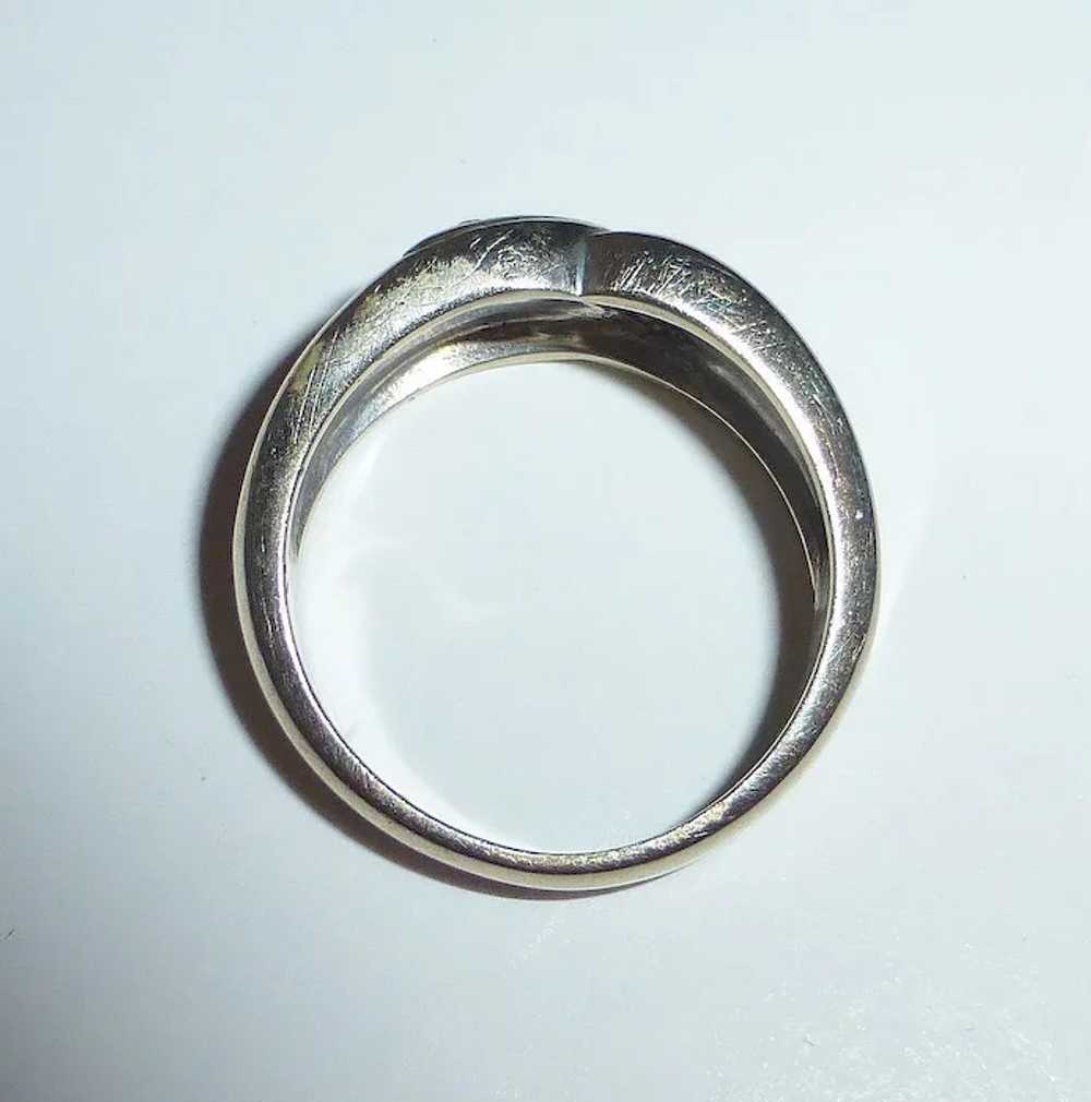 14k White Gold Band Ring w Diamonds - image 6