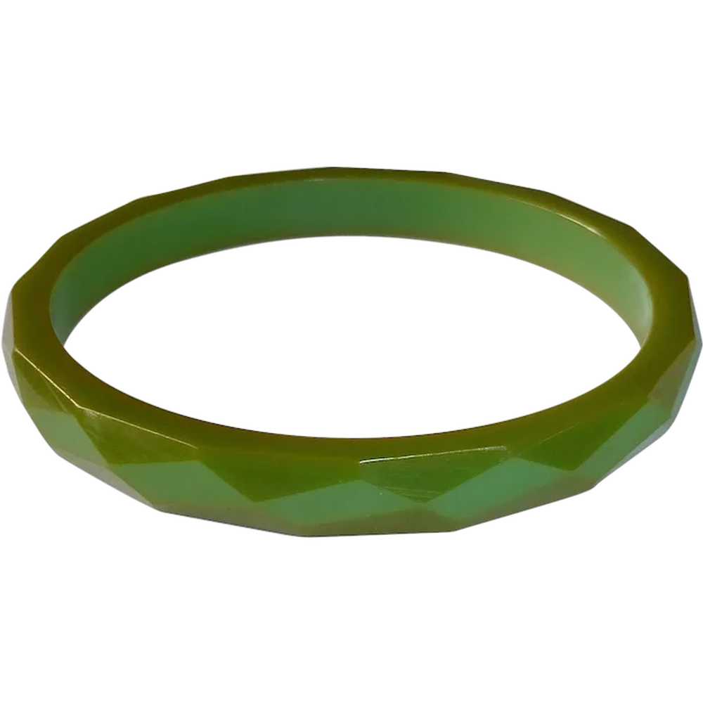 Faceted Green Bakelite Bracelet w Amber Edges - image 1