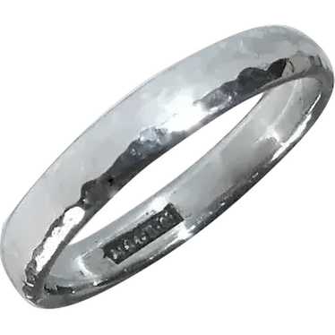 18k White Gold Hammered Band Ring - image 1