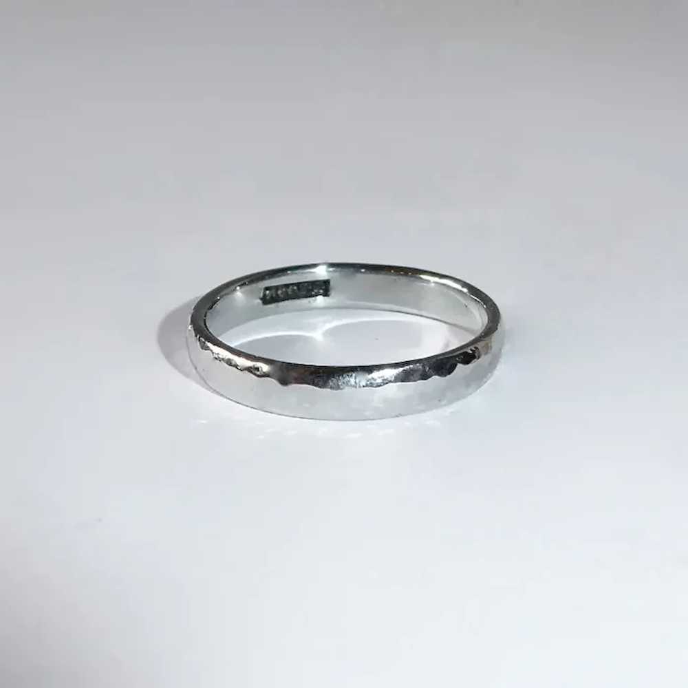 18k White Gold Hammered Band Ring - image 3