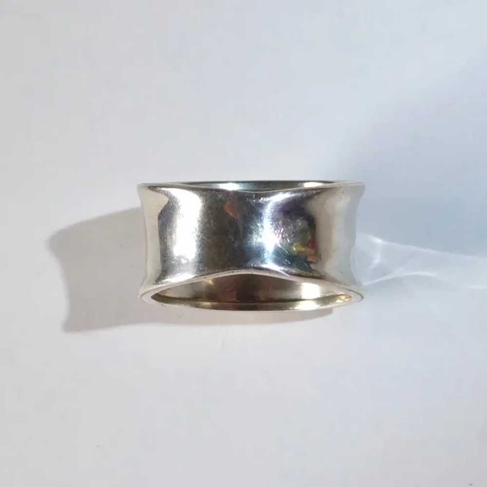Handcrafted Sterling & 14k Wide Band Ring w Lapis - image 8