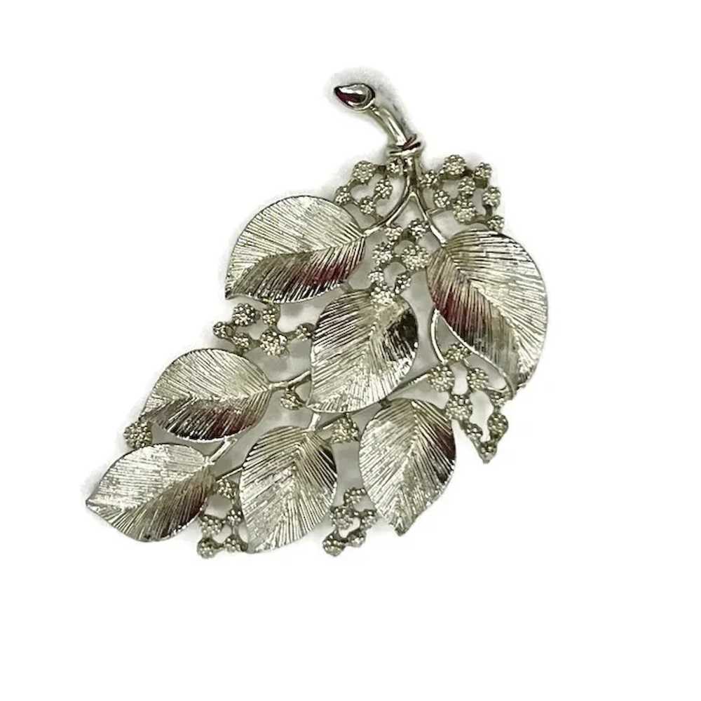Lisner Silvertone Leaves and Berries Brooch - image 2