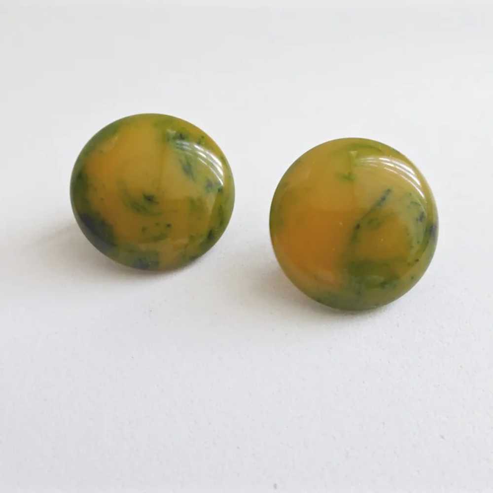 Bakelite Button Earrings of Spinach Green and Yel… - image 4