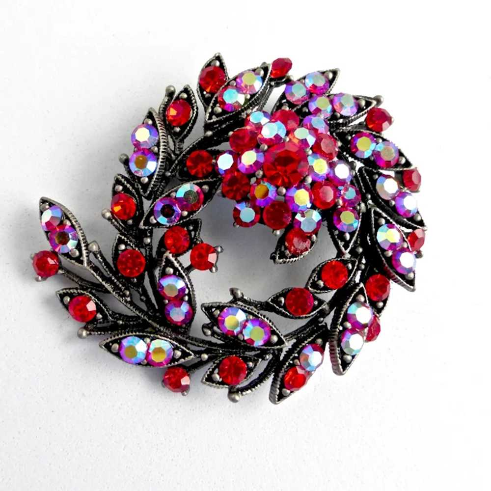 Spray Wreath Brooch/Pin/Pendant of Red AB Crystal… - image 2