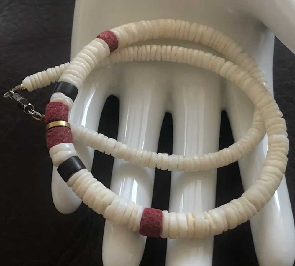 Vintage White Shell Heshi Necklace - image 5
