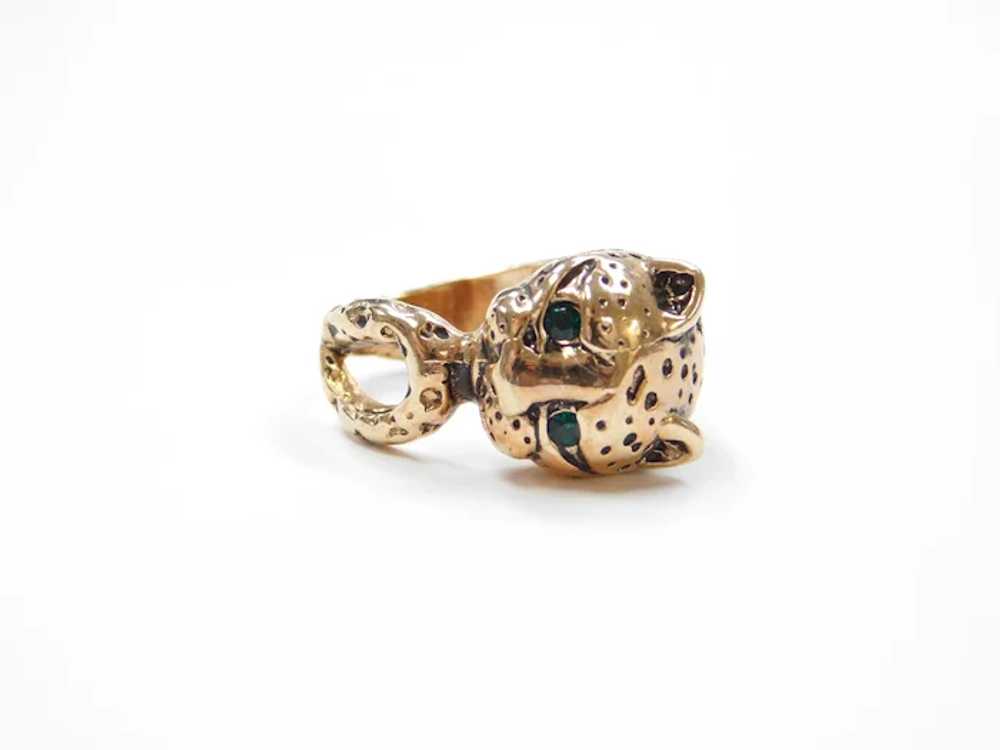 18k Gold Jaguar / Panther Ring with Faux Emeralds - image 2