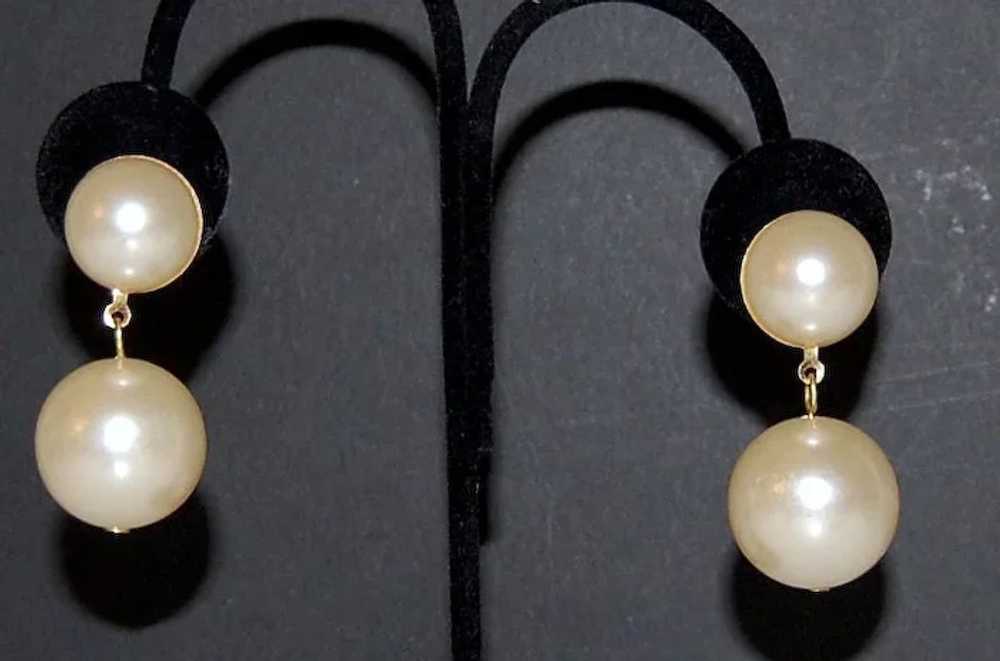 Large Cream Faux Pearl Bauble Pierced Earrings - image 5