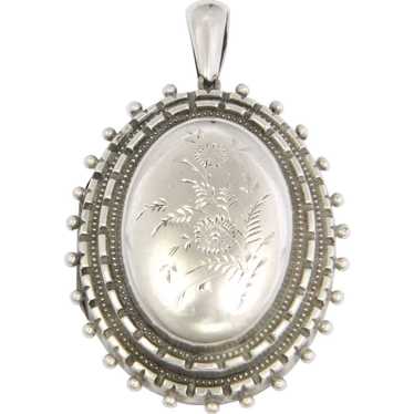 Victorian Sterling Silver Engraved Locket - image 1