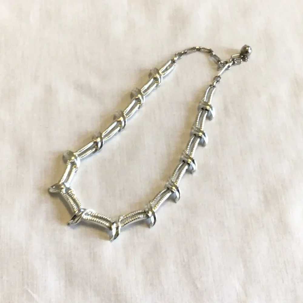 Lisner Silver Tone Link Necklace - image 3
