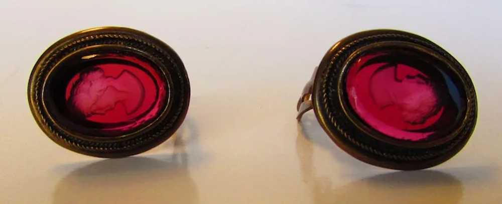 Vintage Designer Signed Intaglio Clip On Earrings… - image 4