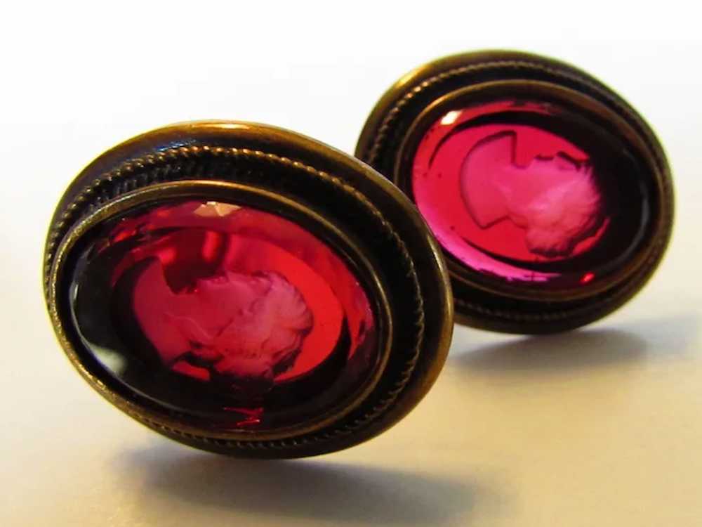 Vintage Designer Signed Intaglio Clip On Earrings… - image 9