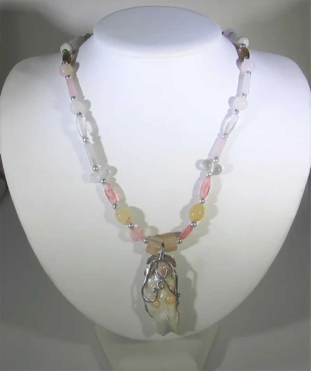 Vintage Glass Bead Necklace With Pink Quartz and … - image 4