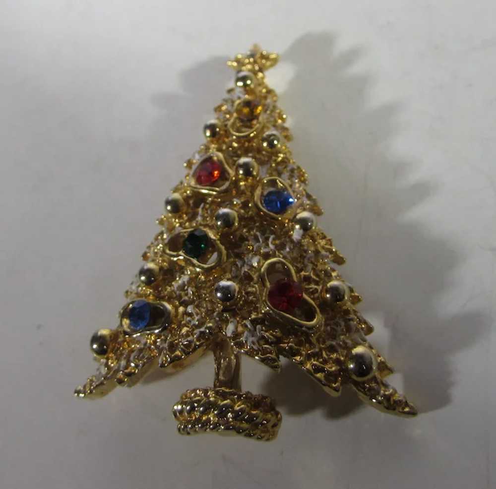 Vintage Art Christmas Tree Pin in Gold Tone with … - image 3