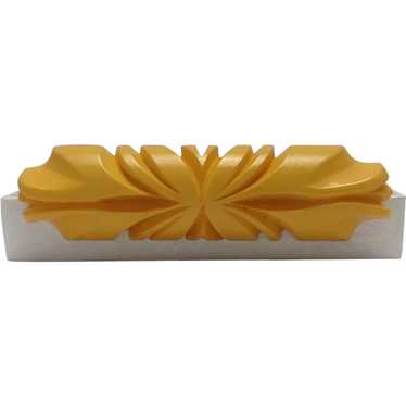 Vintage Art Deco Deeply Hand Carved Bakelite shops Brooch Bar Pin Butterscotch Yellow