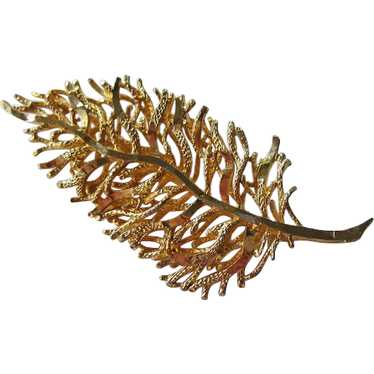 Coro Stylized Leaf Pin Gold-tone - image 1