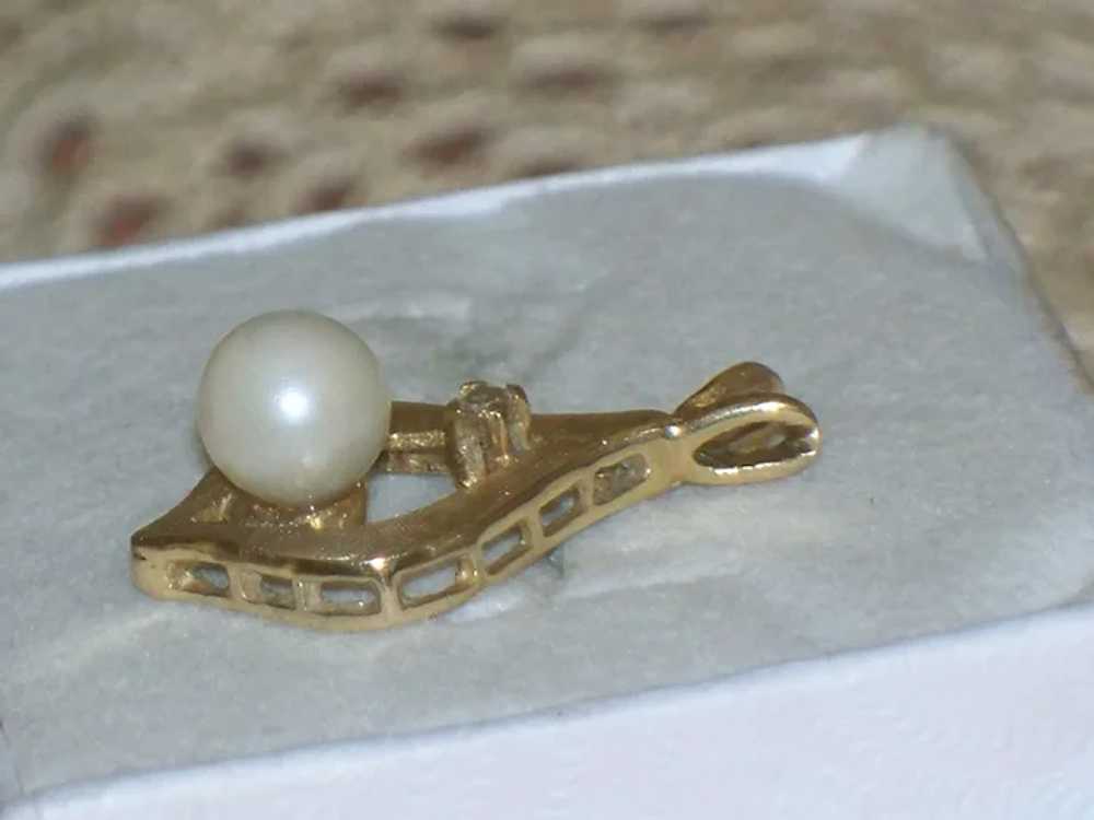 Vintage 14K Gold Cultured Pearl & Diamond Pendant - image 4