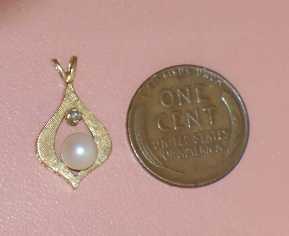 Vintage 14K Gold Cultured Pearl & Diamond Pendant - image 5