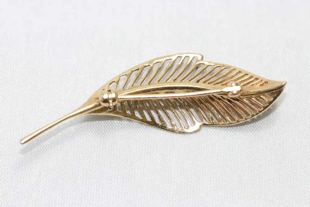 14k Gold Art Deco Feather and Pearl Brooch - image 3