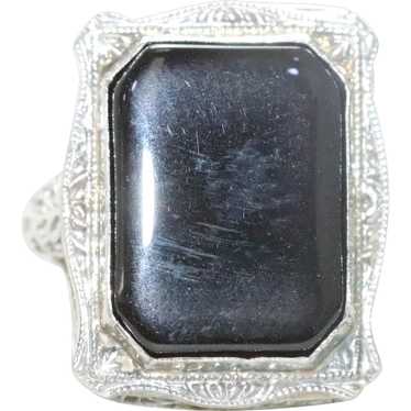 Vintage 14KT White Gold Black Onyx Filigree Ring