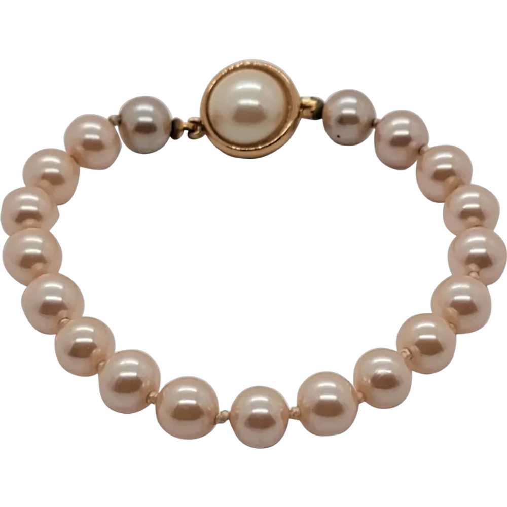 Mid century simulated pearl bracelet - image 1