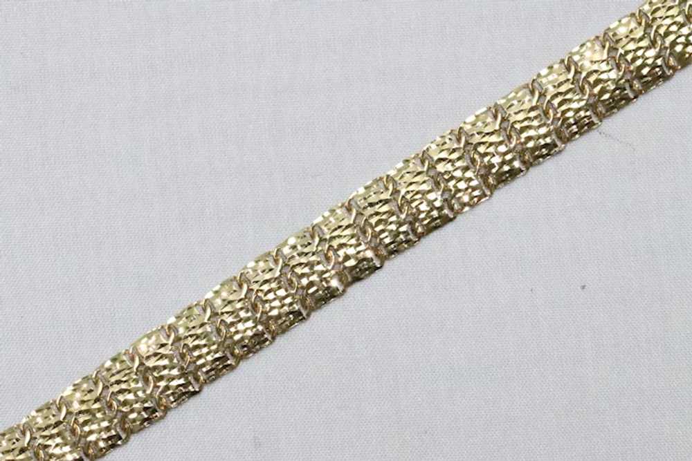 14 KT Yellow Gold Bracelet - image 3