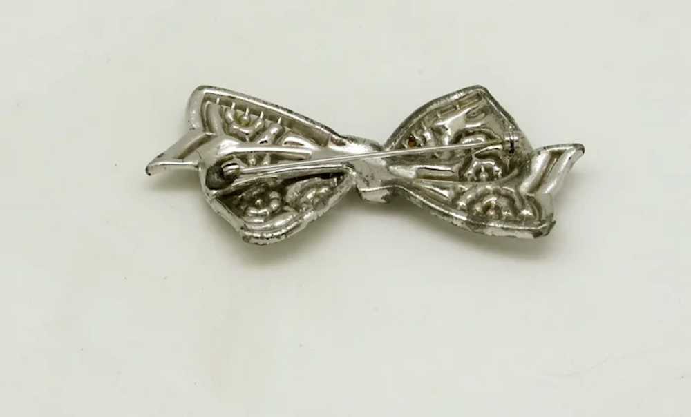 1920s Articulated Rhinestone Bow Brooch - image 2