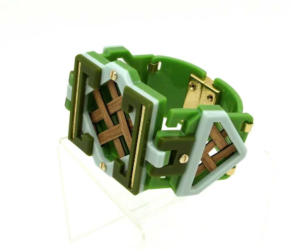 Gissa Bicalho Handmade Acrylic Bracelet - image 3