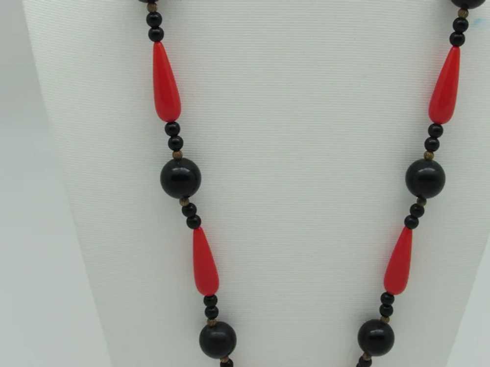 Art Deco Style Red and Black Bead Necklace - image 3