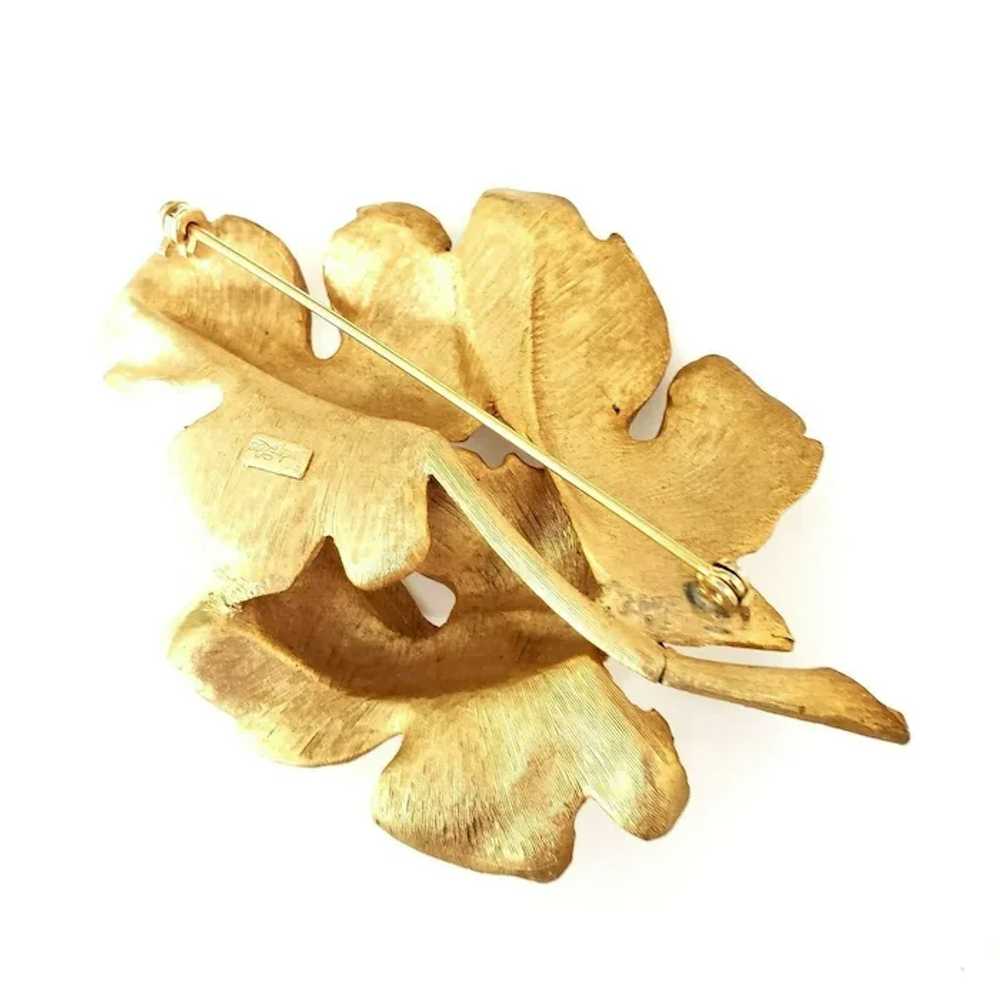 Large Judy Lee Gold Tone Curled Triple Oak Leaf B… - image 2