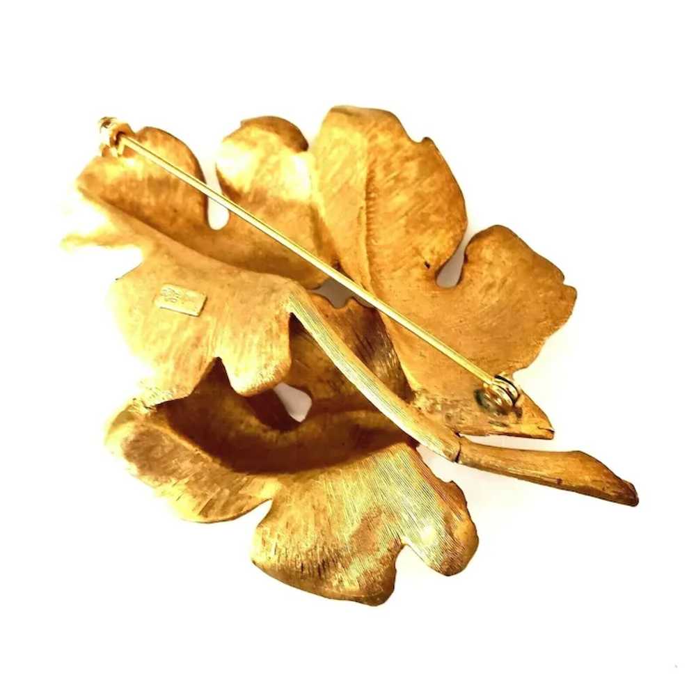 Large Judy Lee Gold Tone Curled Triple Oak Leaf B… - image 7