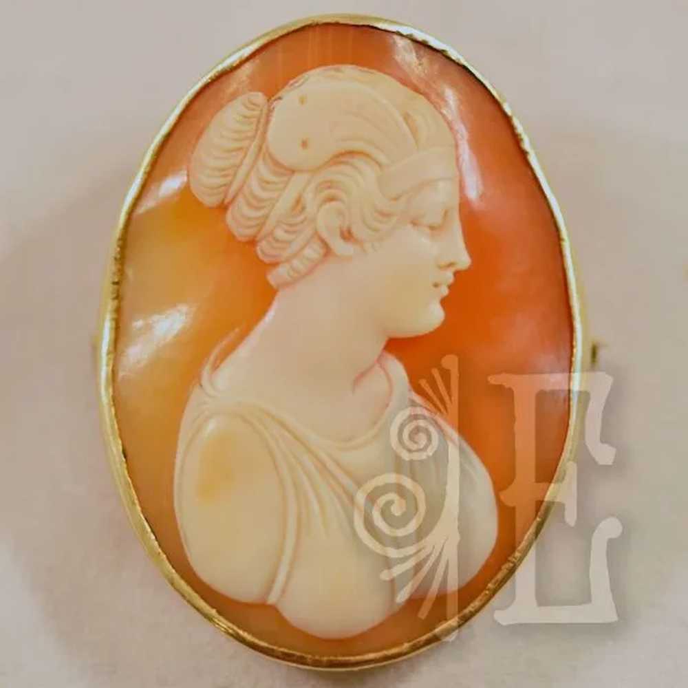 14K Antique Cameo carved Conch Shell Beautiful Im… - image 2