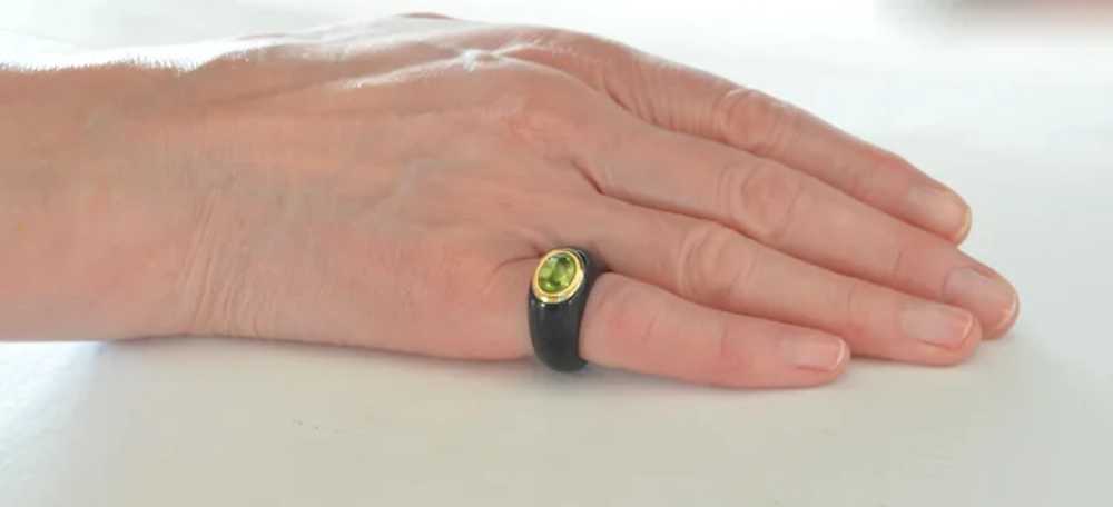 Vintage onyx/gold(  18k. ) /peridot ring. - image 8