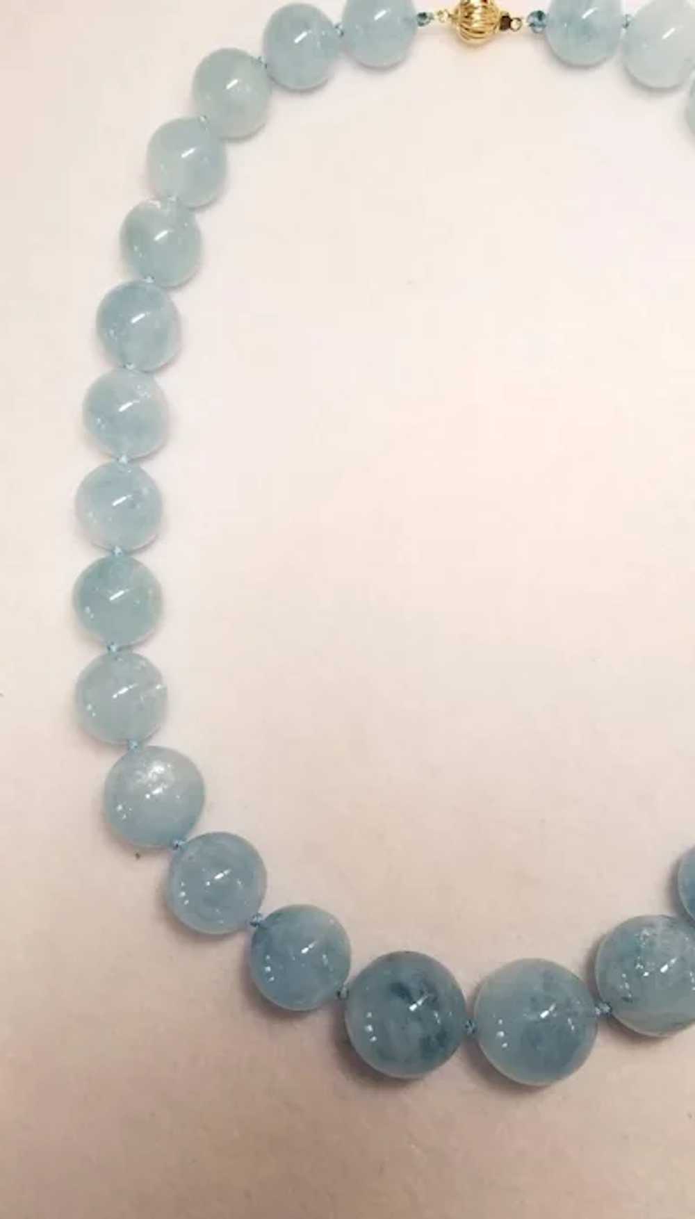 14K 660 CTTW Aquamarine Graduate Bead Necklace - image 5