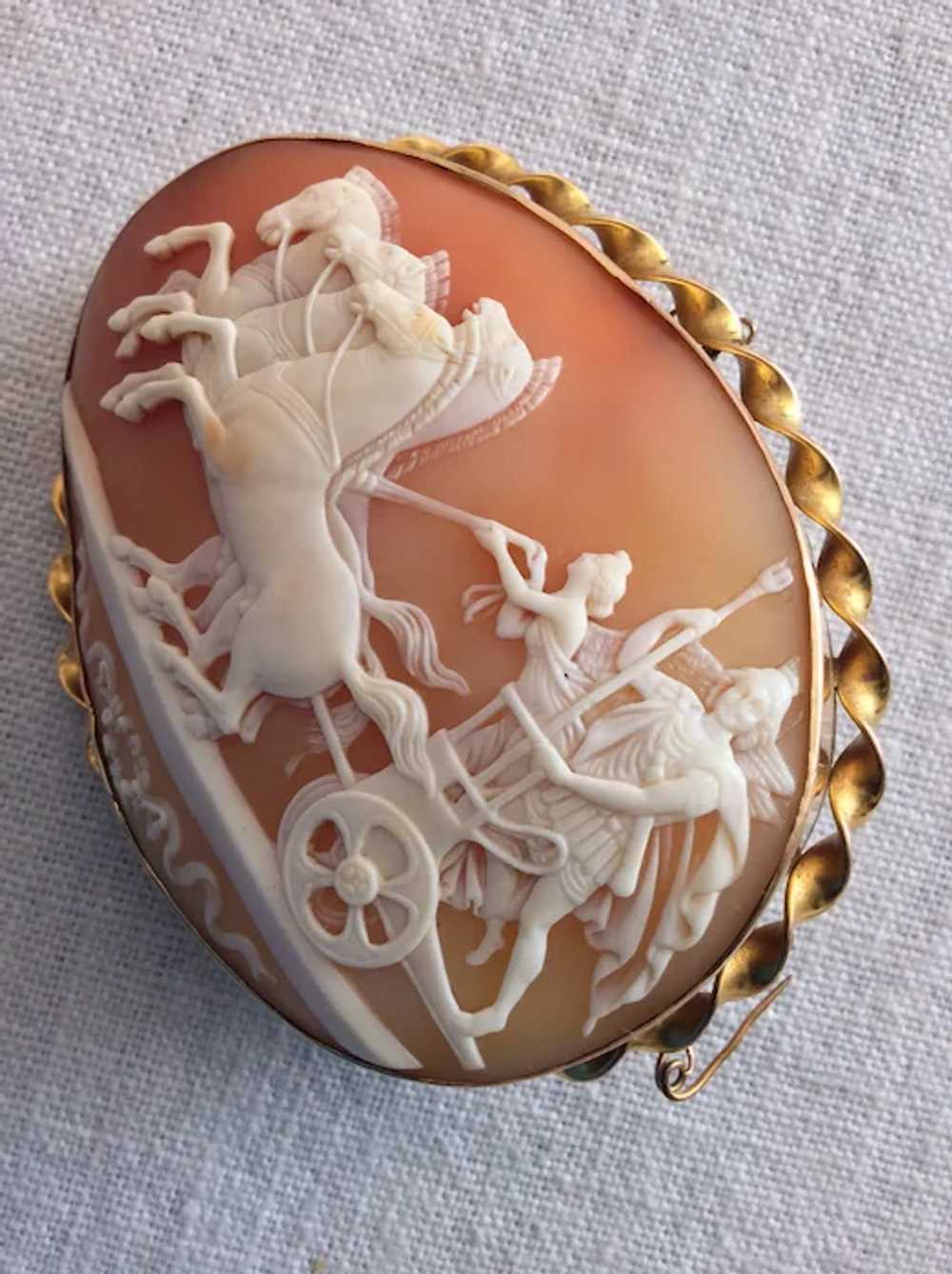 Magnificent Victorian Museum Quality Cameo Brooch… - image 12