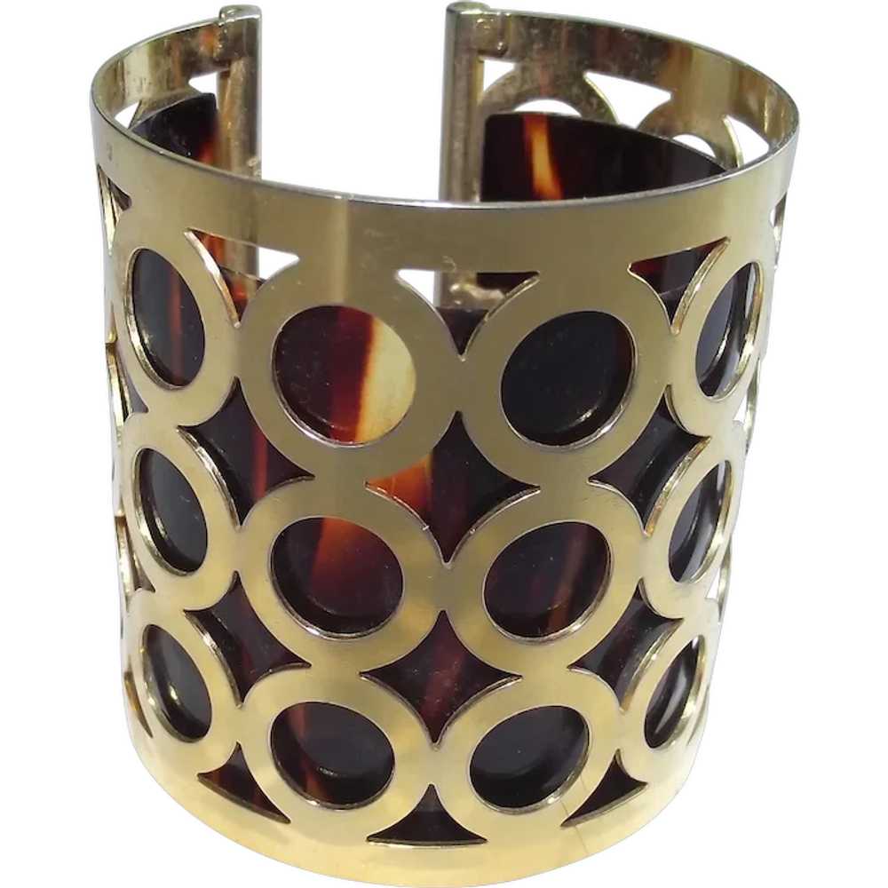 Mid-Century Trifari Wide Bangle with Tortoise Lin… - image 1