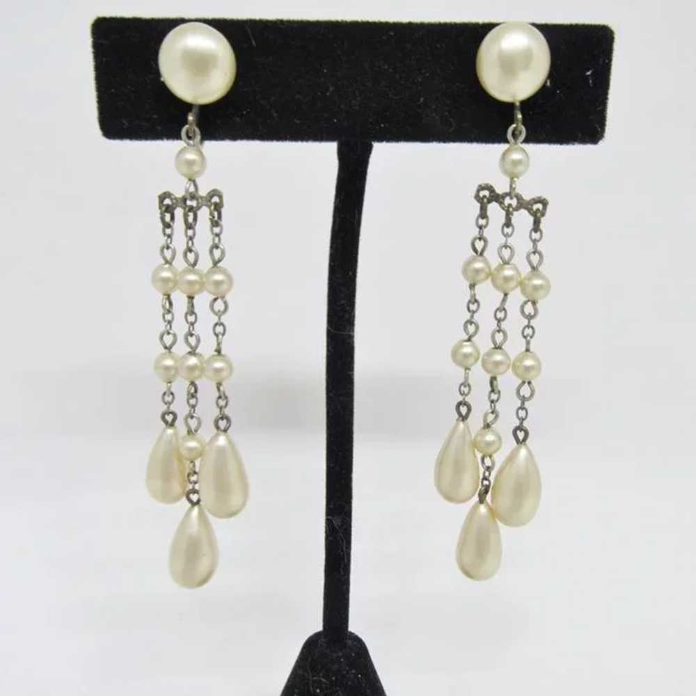Lovely 1930s Long Dangling Faux Pearl Earrings - image 4
