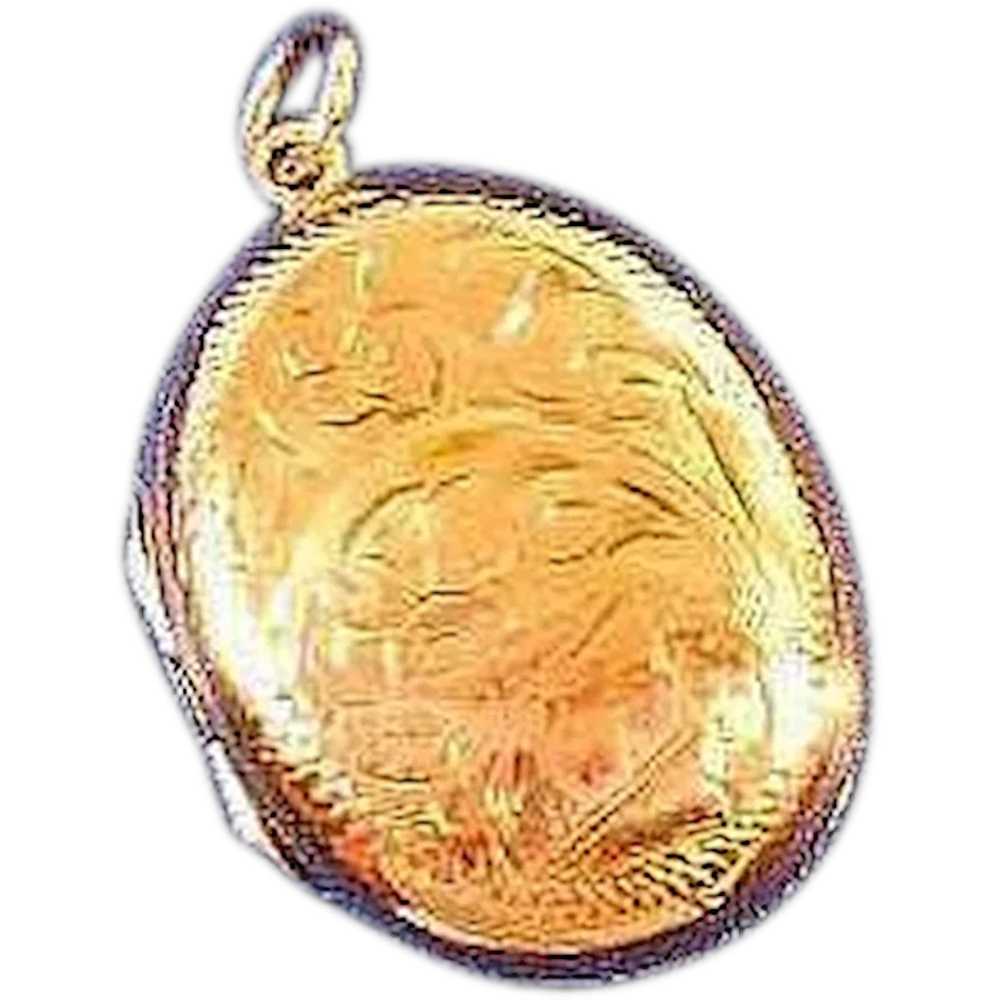 English 9 Carat Rose Gold F&B Locket - image 1