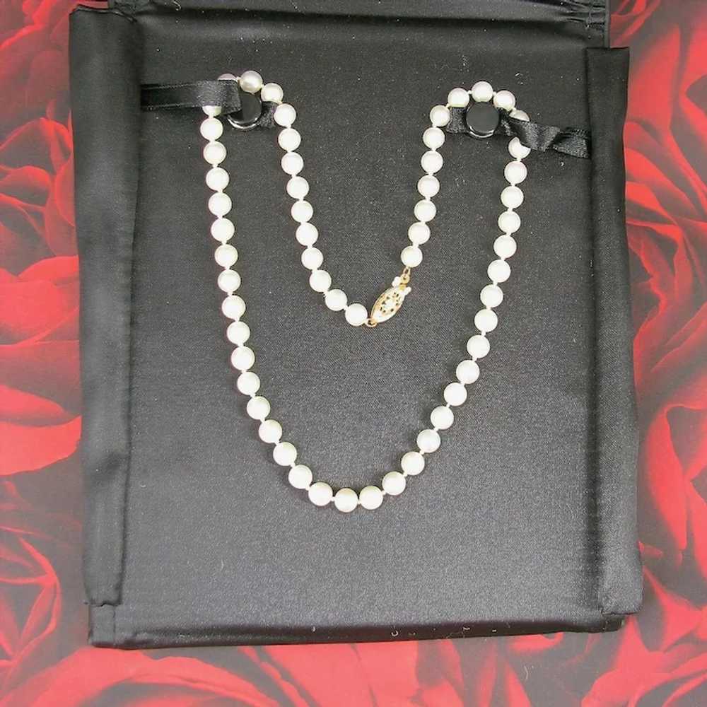 ~Cultured Vintage White Pearl Necklace ~ 14KYG Fi… - image 4