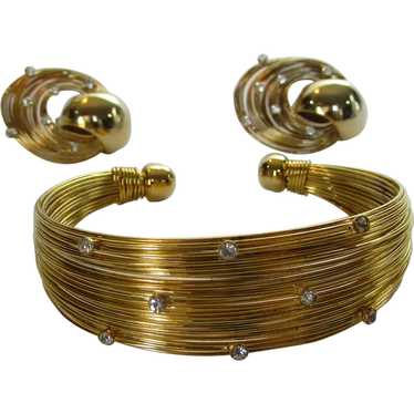 Mid-Century Modern Gold Tone Wire Bracelet and Ea… - image 1