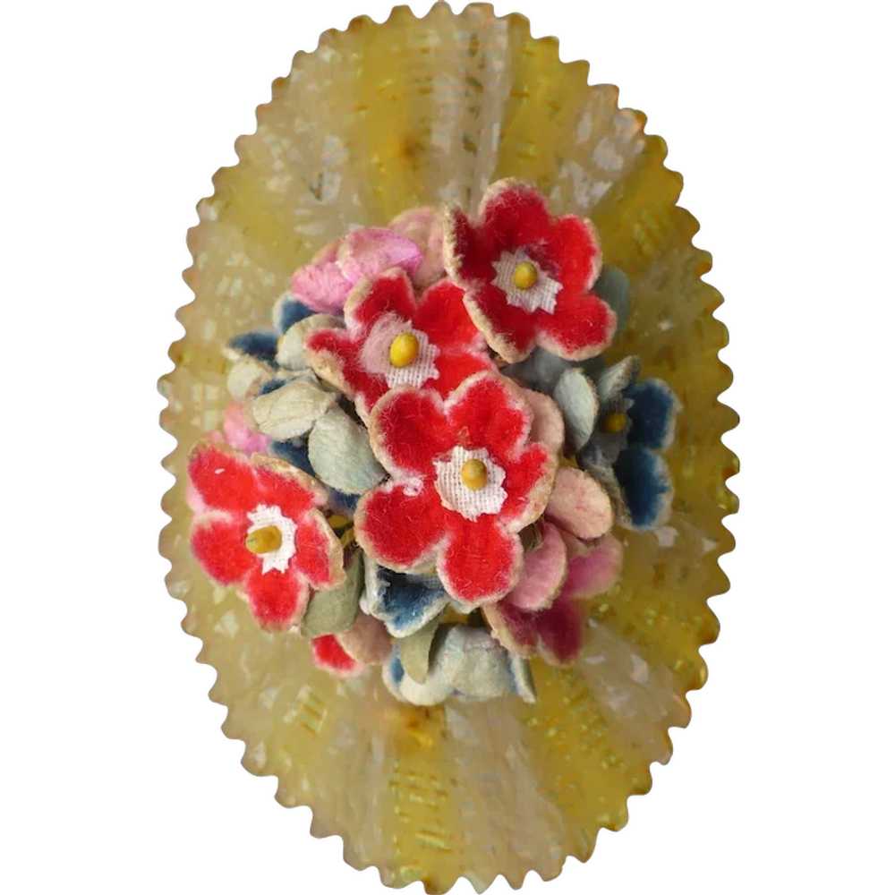 Applejuice Bakelite Floral Pin - image 1