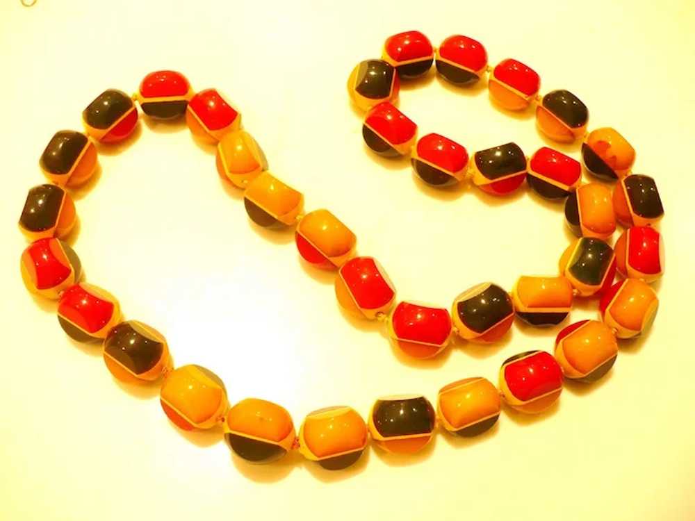 Four Color Bakelite Beaded Necklace - image 2
